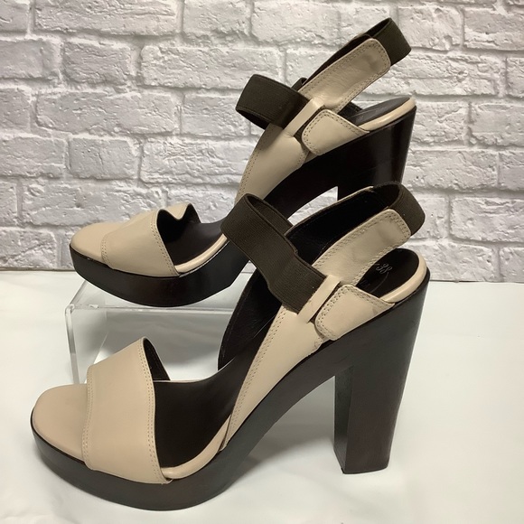 ZARA Shoes Cream and Brown Wooden Block Heels Sandals NWTOT Size 7.5 (EUR38) - Picture 8 of 10